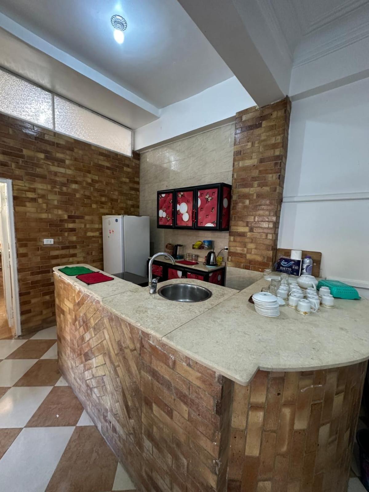 Tara Apartments 樂蜀 外观 照片